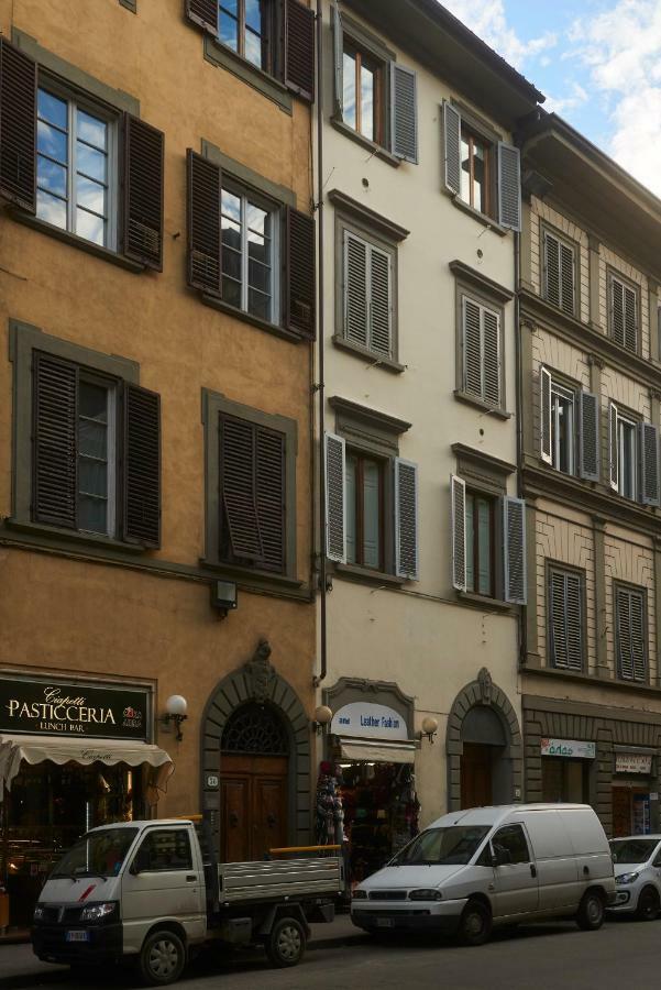Suites Cavour 34 By 360Rentals Florenţa Exterior foto